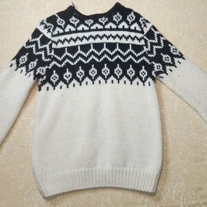 Zara Black and Ivory Patterned Sweater
